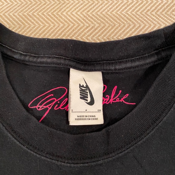 2018 NikeLab Be True LE Gilbert Baker T Shirt - Picture 4 of 8